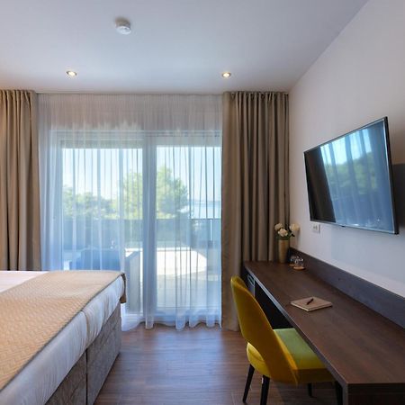 Villa Fortis B&B โตรกีร์ ห้อง รูปภาพ