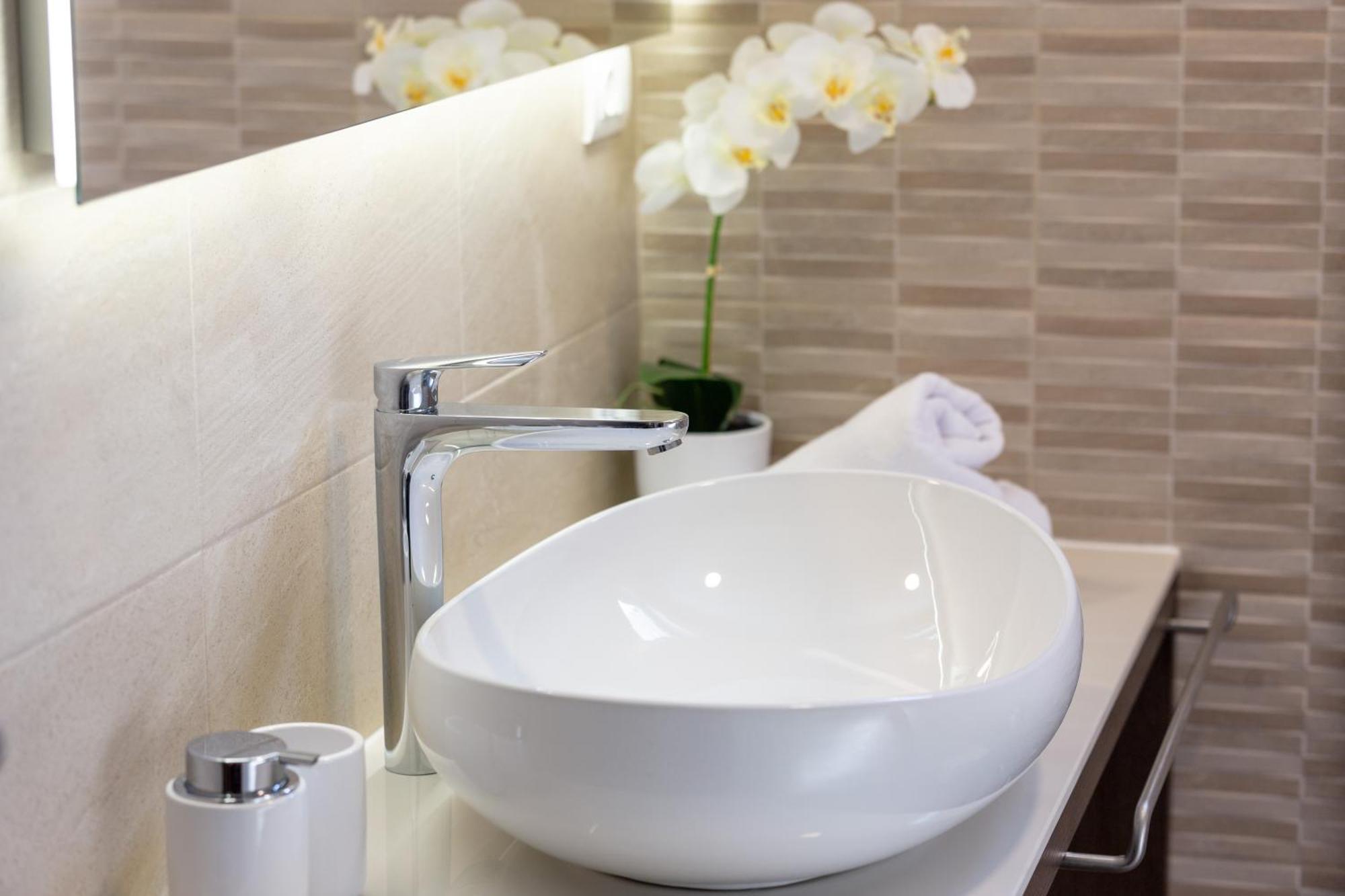 Villa Fortis B&B โตรกีร์ ห้อง รูปภาพ