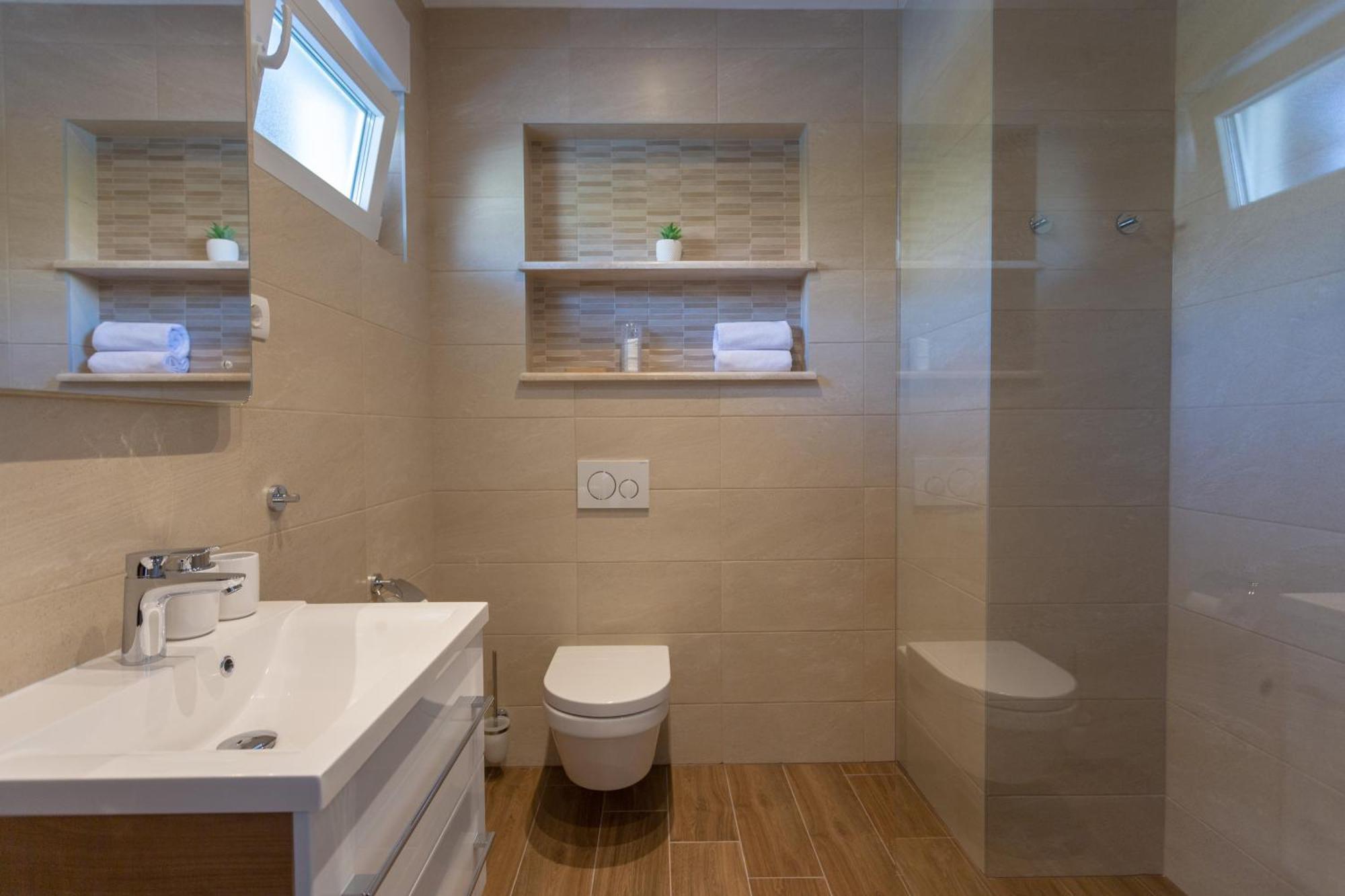 Villa Fortis B&B โตรกีร์ ห้อง รูปภาพ