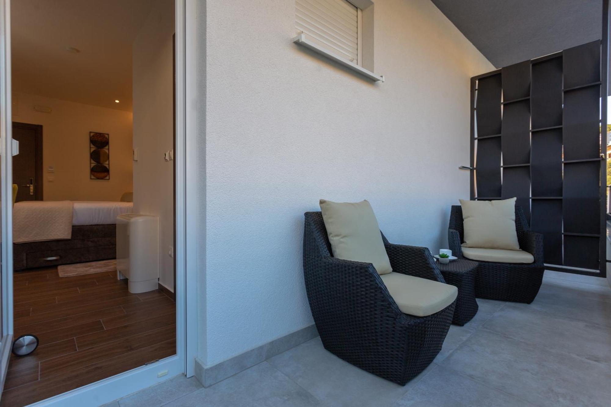 Villa Fortis B&B โตรกีร์ ห้อง รูปภาพ
