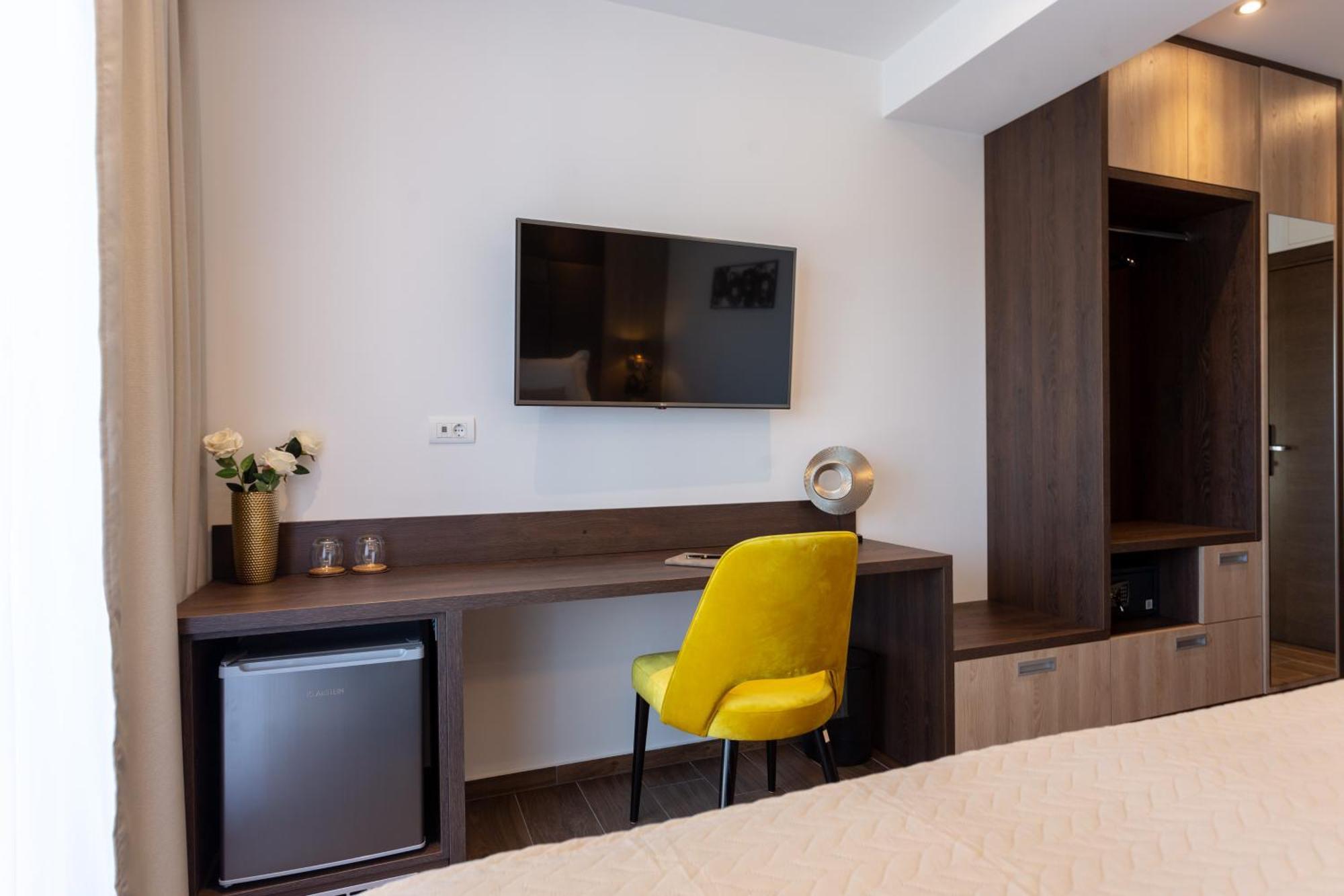 Villa Fortis B&B โตรกีร์ ห้อง รูปภาพ