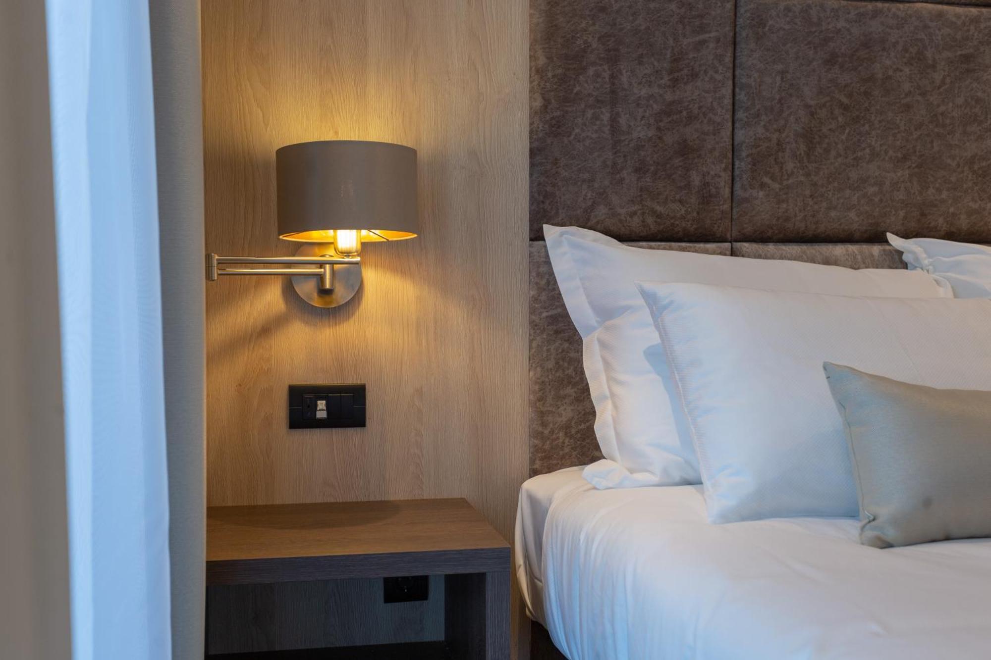 Villa Fortis B&B โตรกีร์ ห้อง รูปภาพ
